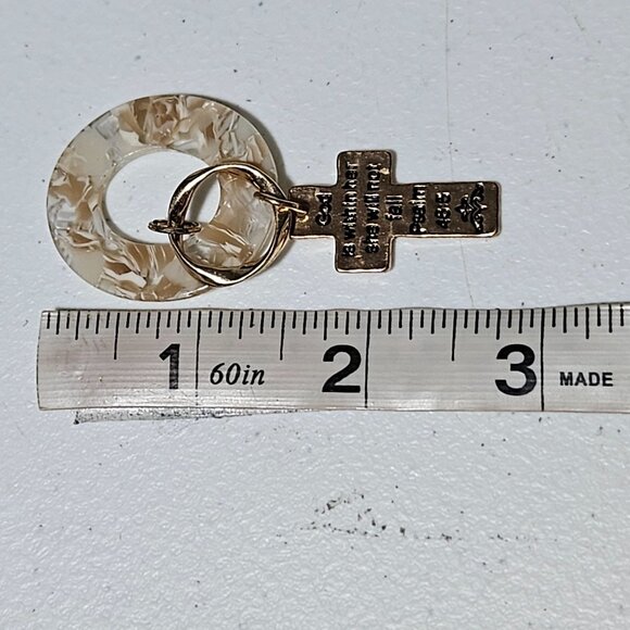 Goldtone Psalm 46:5 Cross Pendant Keychain Marbled Beige Acrylic Ring Religious - Picture 5 of 5